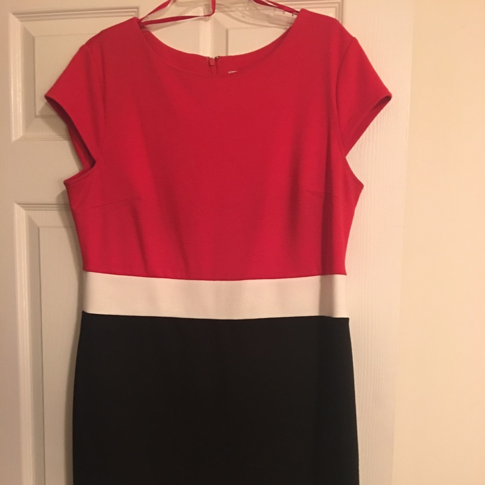 Colorblock Dress by Sandra Darren, sz 16